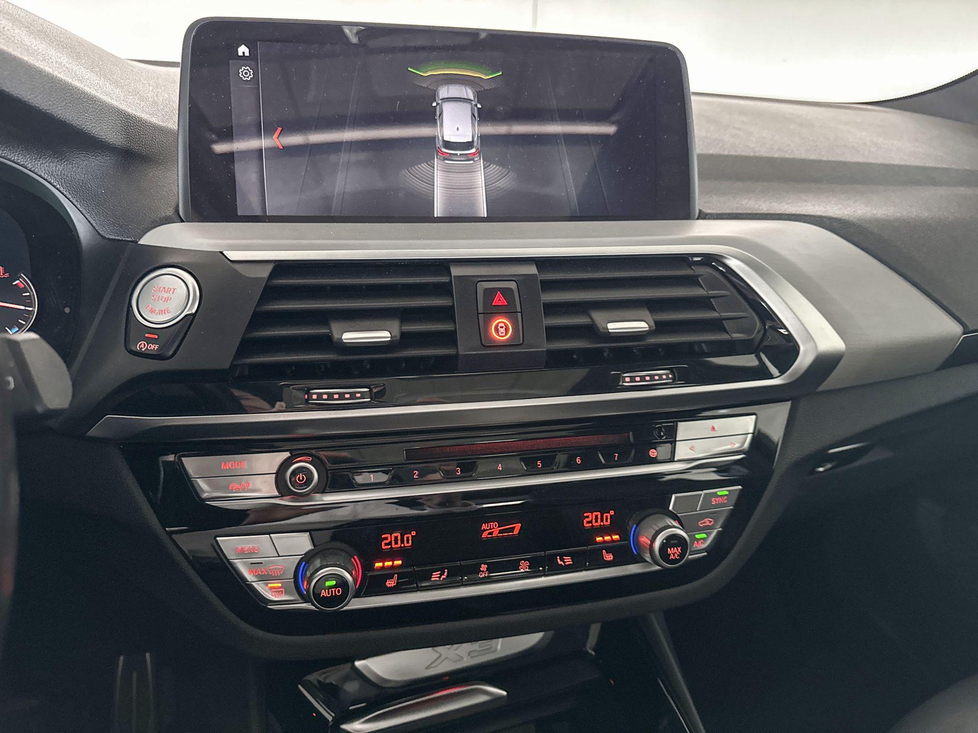 Foto van BMW X3 Xdrive20i