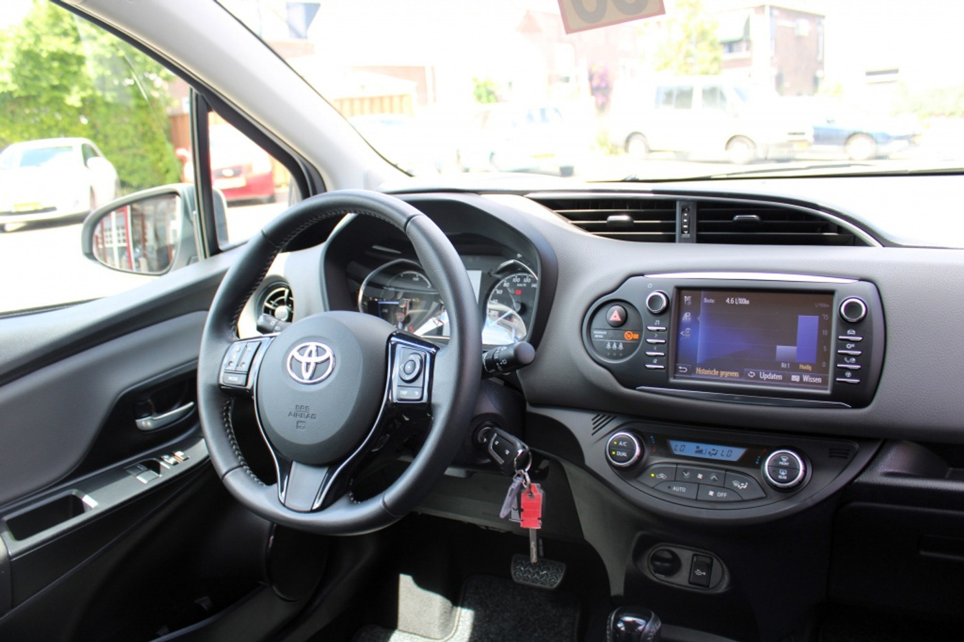 Foto van Toyota Toyota Yaris Hybrid