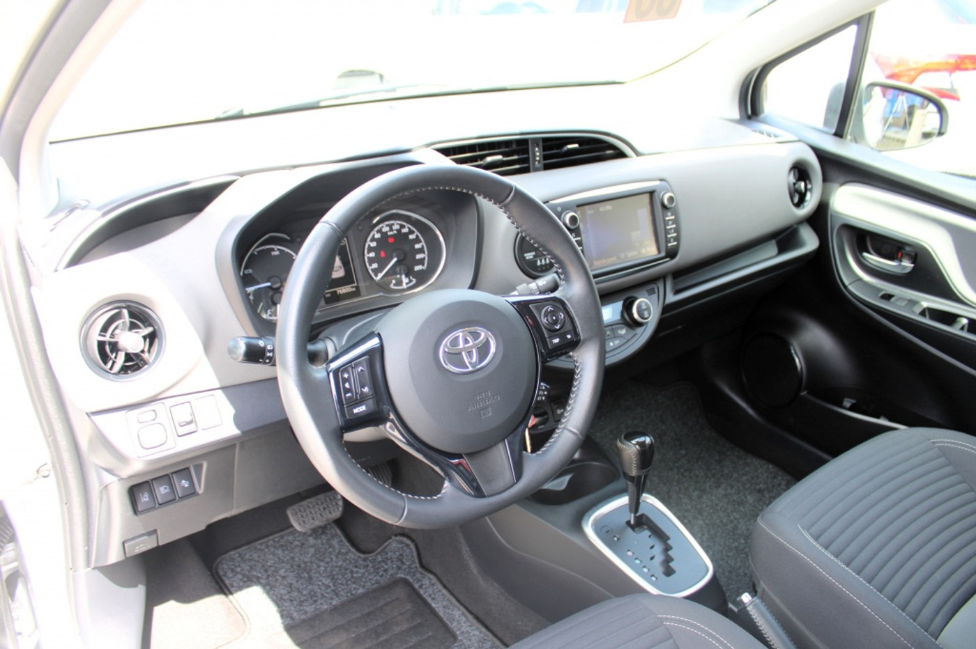 Foto van Toyota Toyota Yaris Hybrid