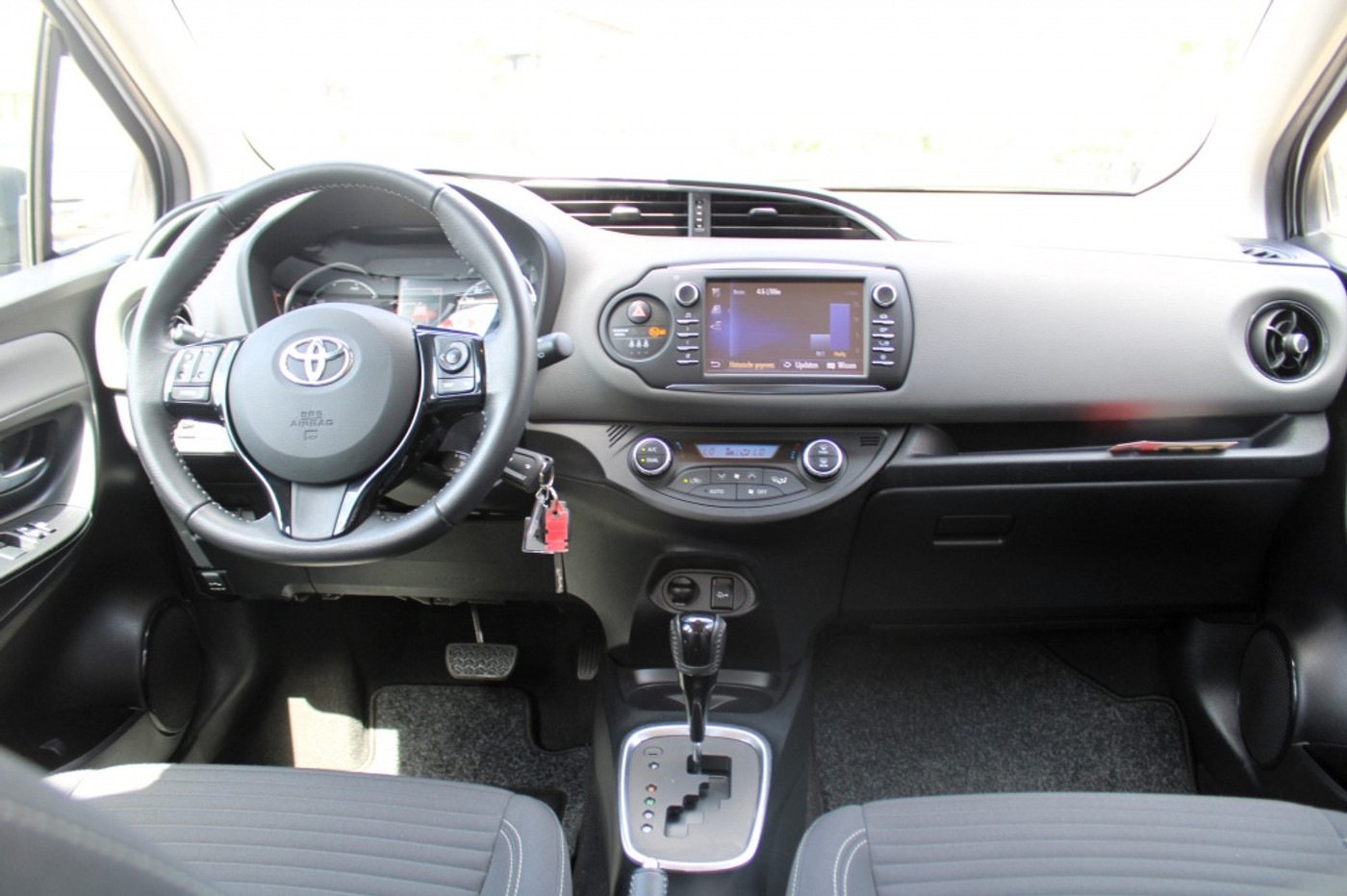 Foto van Toyota Toyota Yaris Hybrid