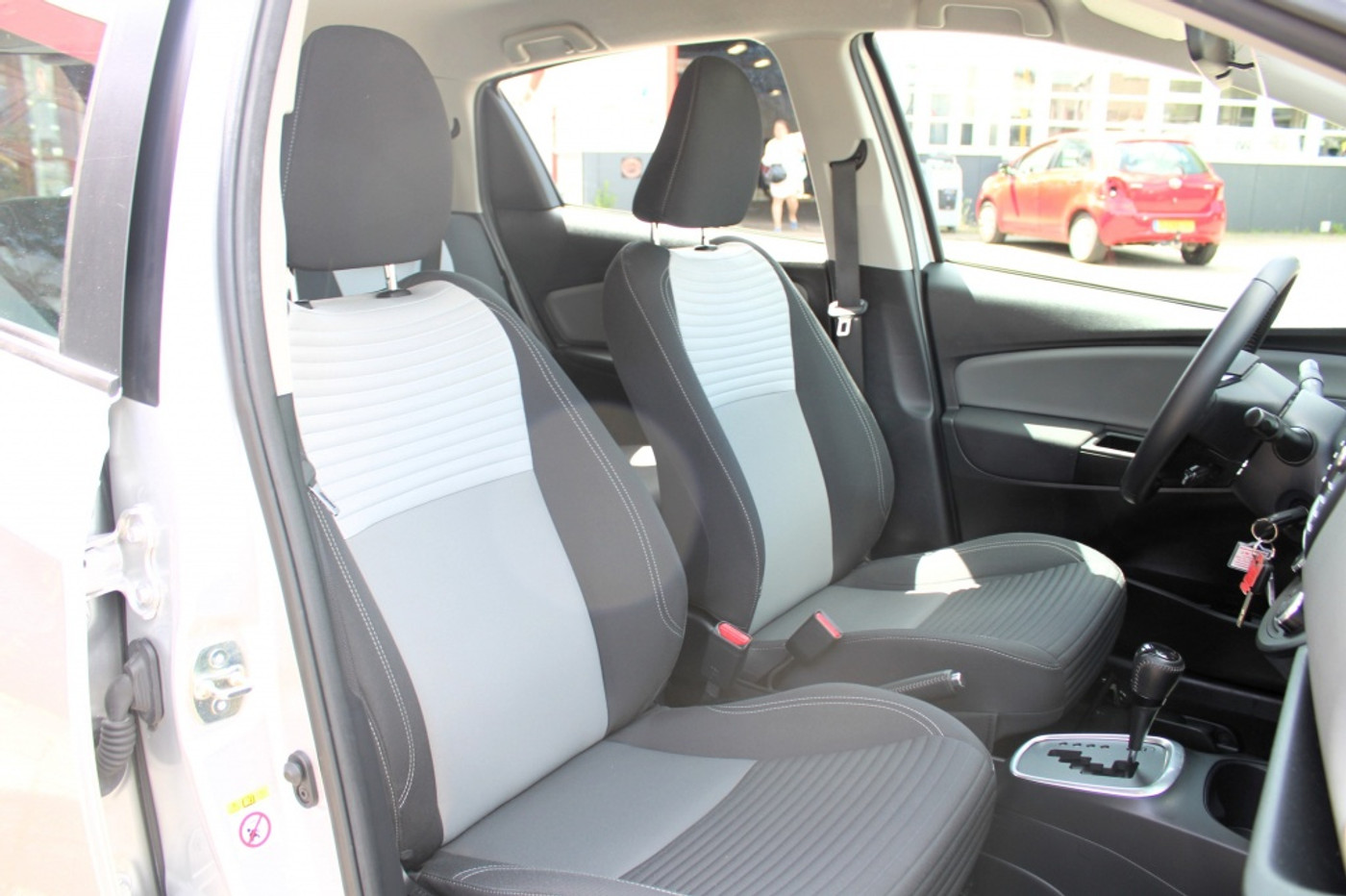 Foto van Toyota Toyota Yaris Hybrid