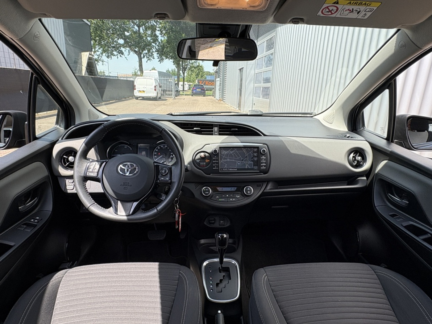 Foto van Toyota Toyota Yaris Hybrid