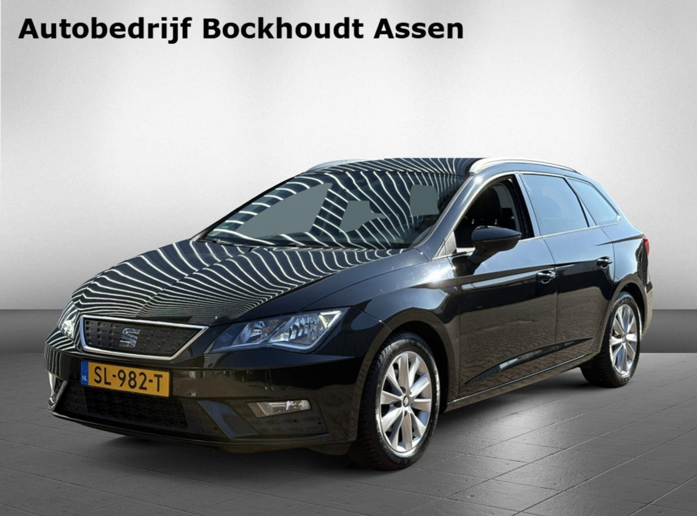 Seat Leon ST 1.0 EcoTSI ST BusinessIine | Navigatie | Climate Control | Trekh 2018 - voorkant