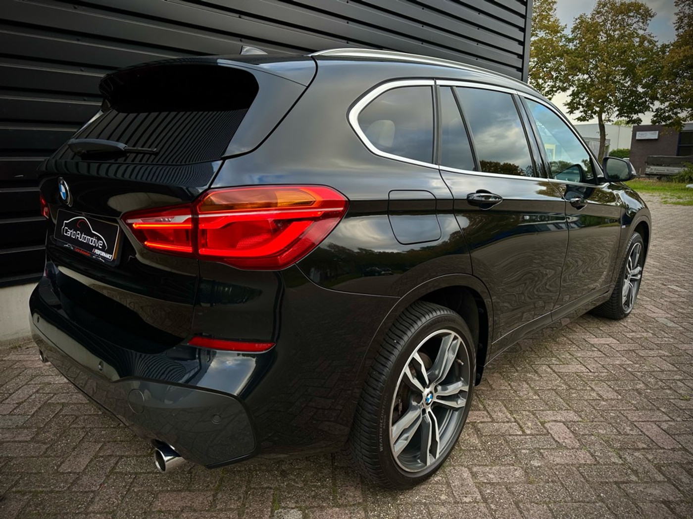 Foto van BMW X1 Sdrive20i