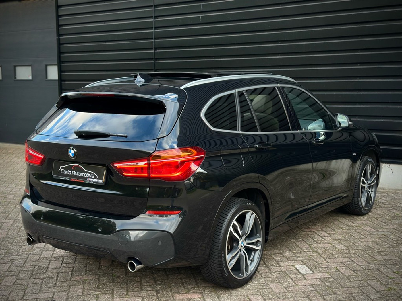 Foto van BMW X1 Sdrive20i