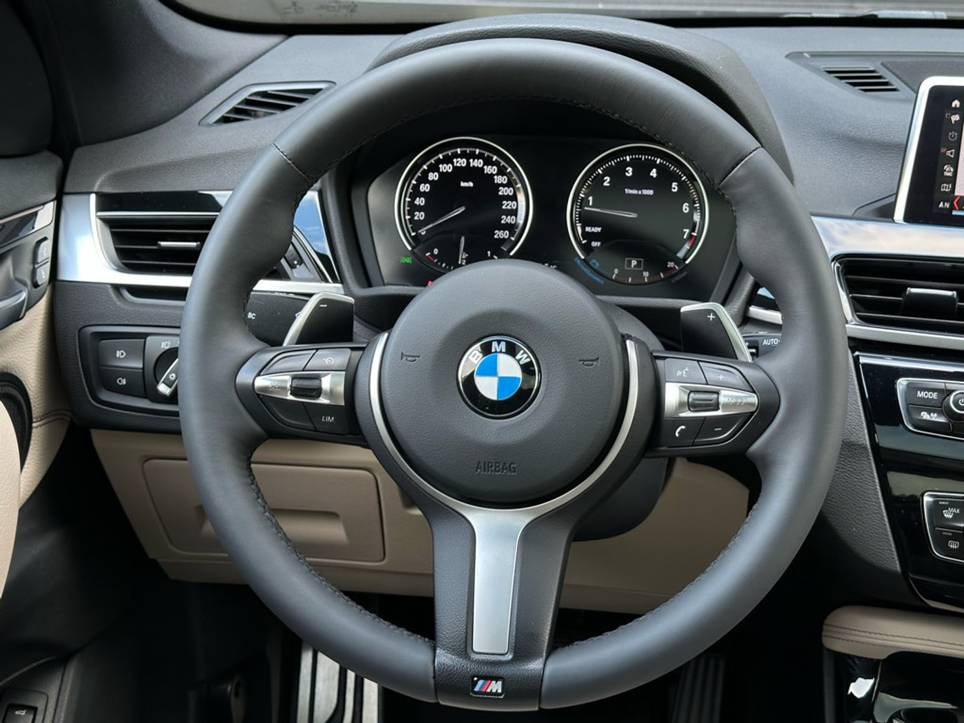 Foto van BMW X1 Sdrive20i