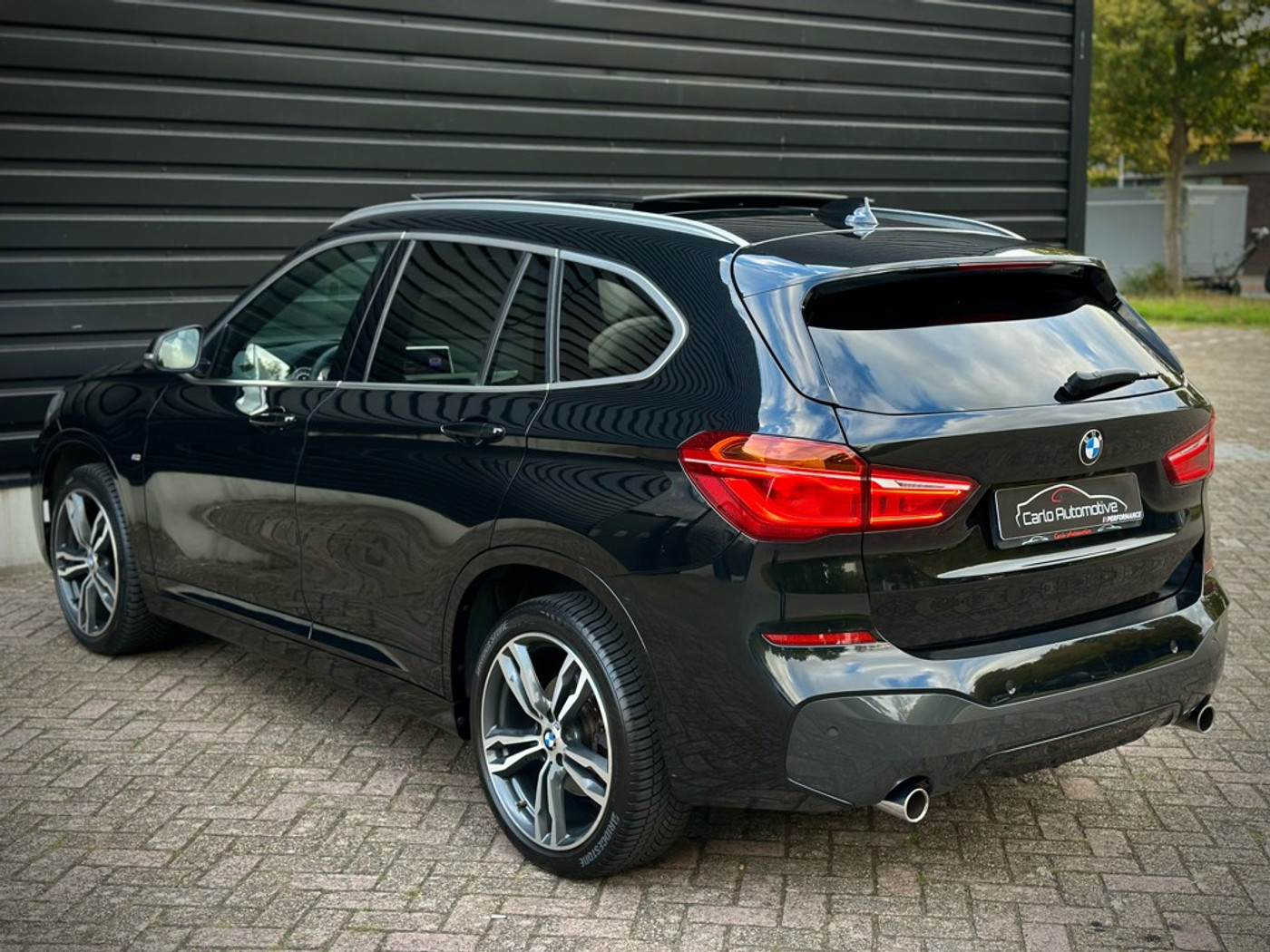 Foto van BMW X1 Sdrive20i