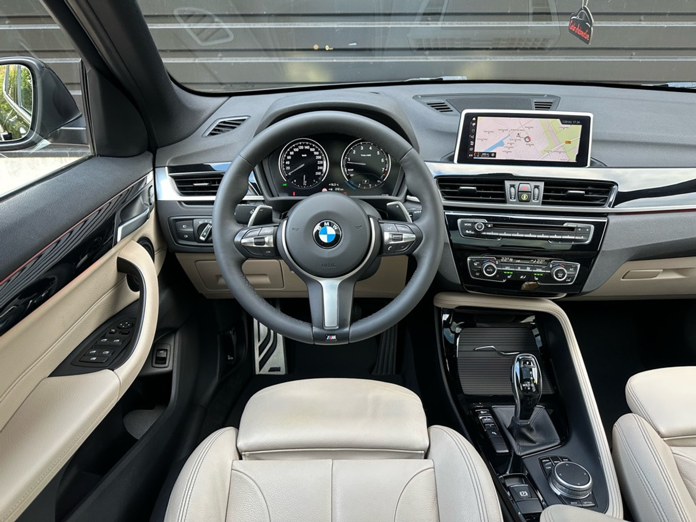 Foto van BMW X1 Sdrive20i