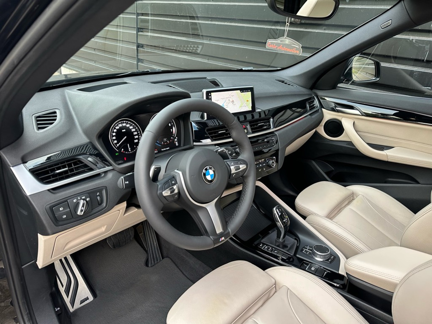 Foto van BMW X1 Sdrive20i