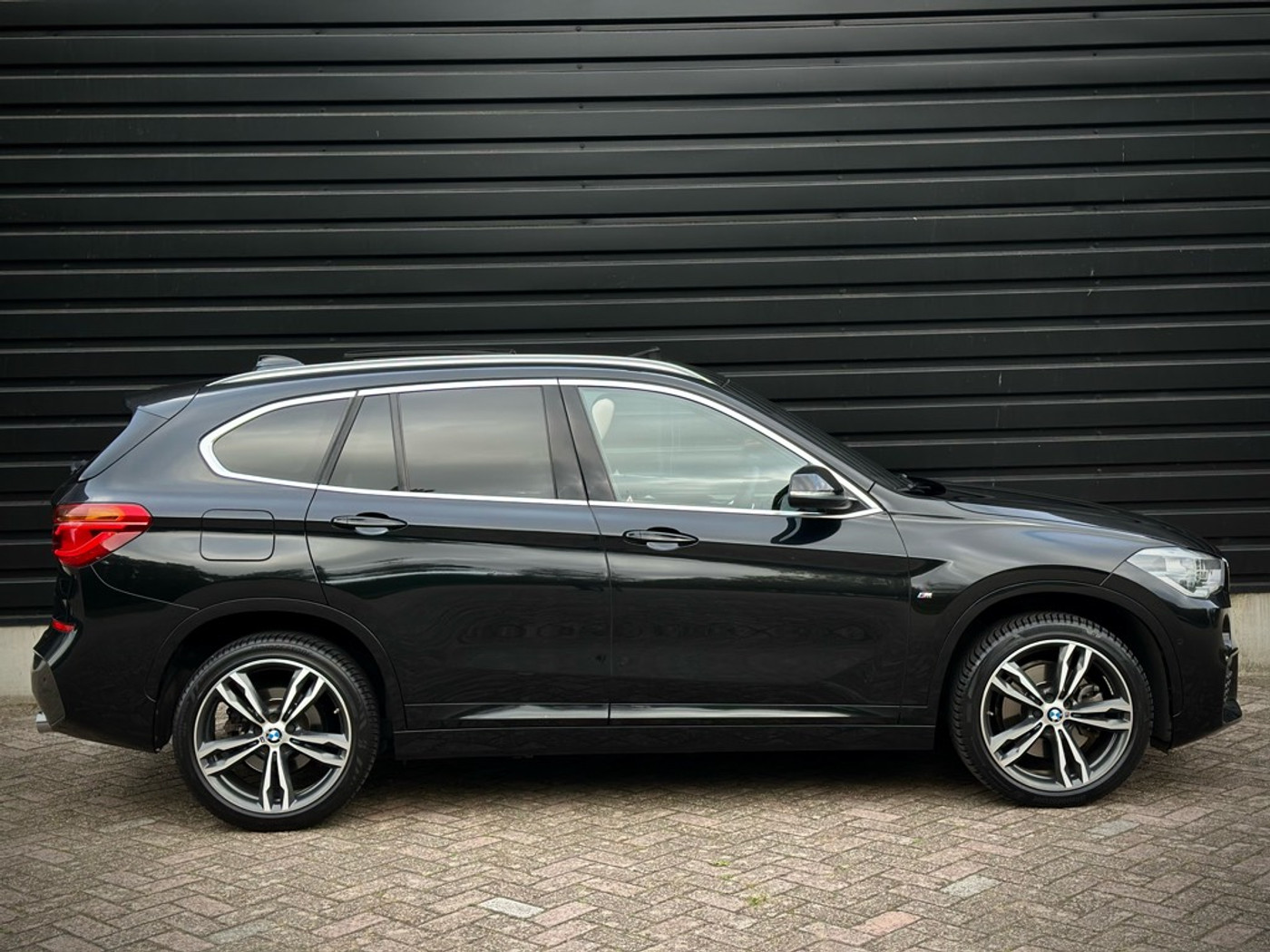 Foto van BMW X1 Sdrive20i