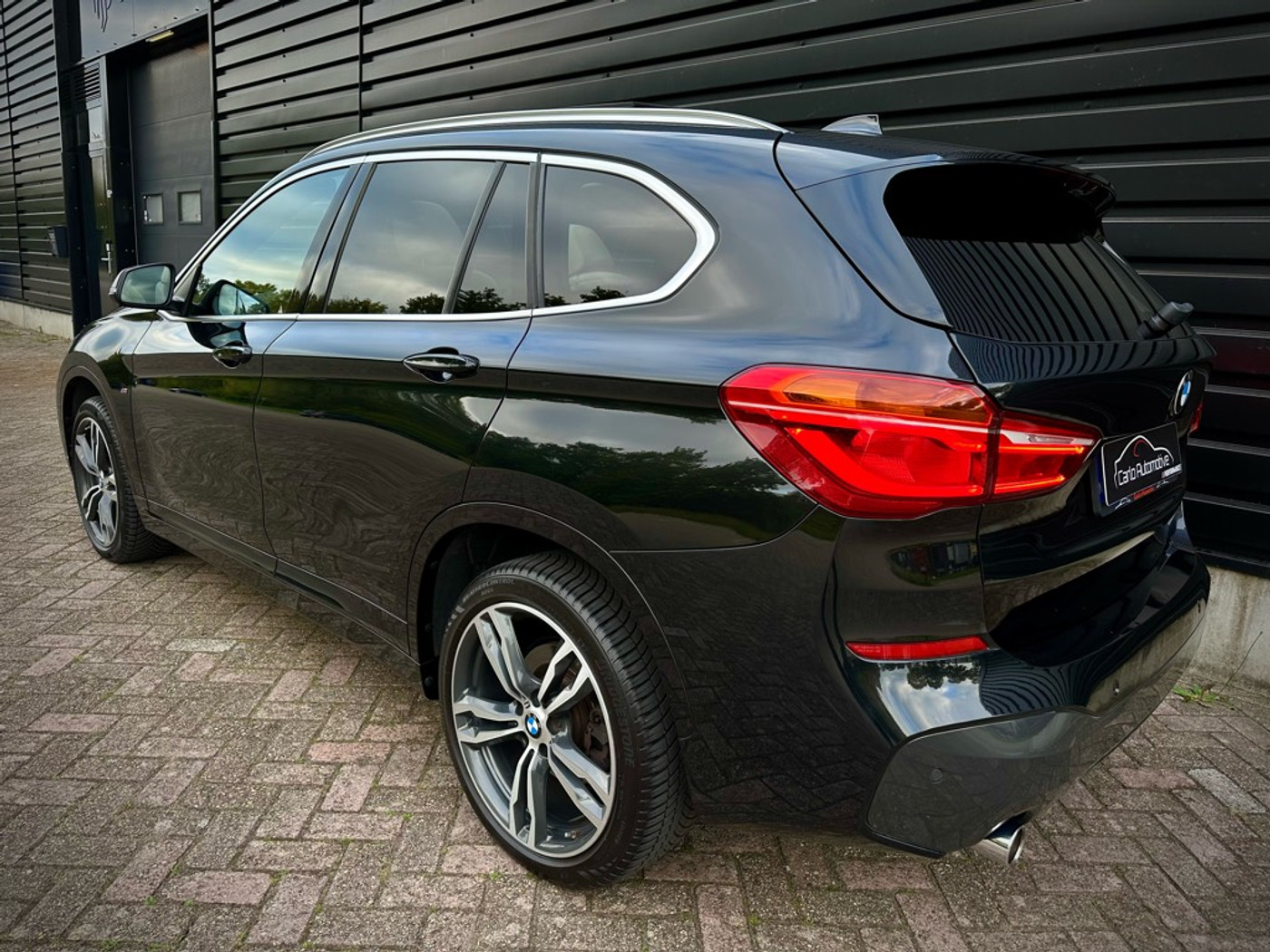Foto van BMW X1 Sdrive20i
