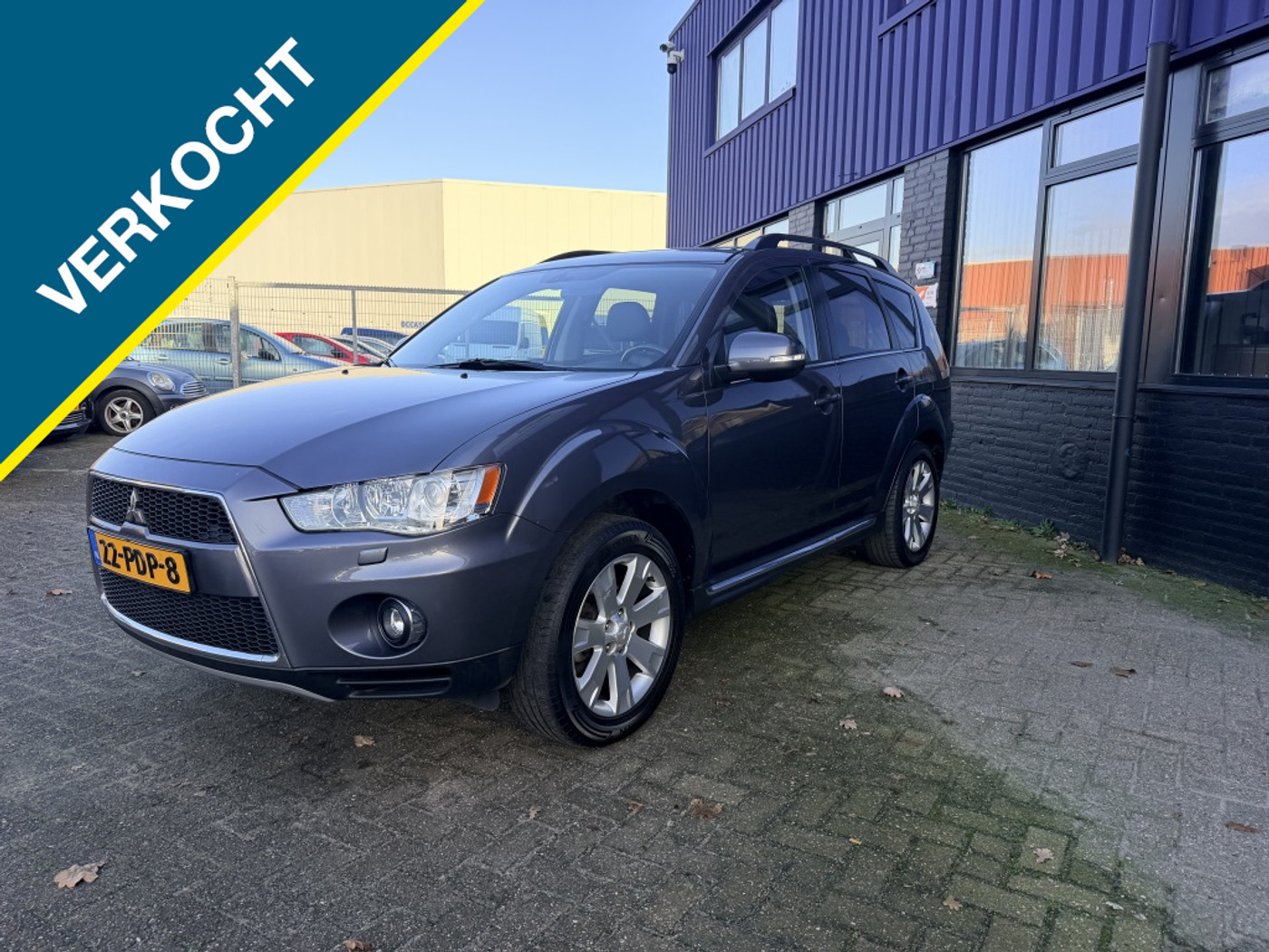 Mitsubishi Mitsubishi Outlander 2.4 Instyle 2011 - voorkant