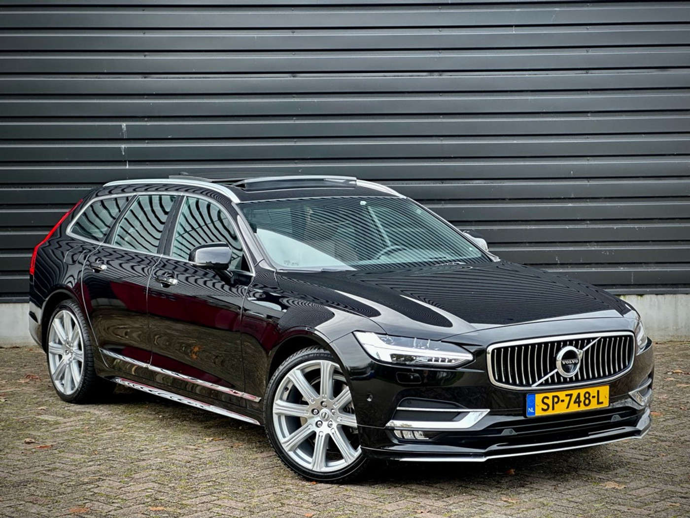 Foto van Volvo V90