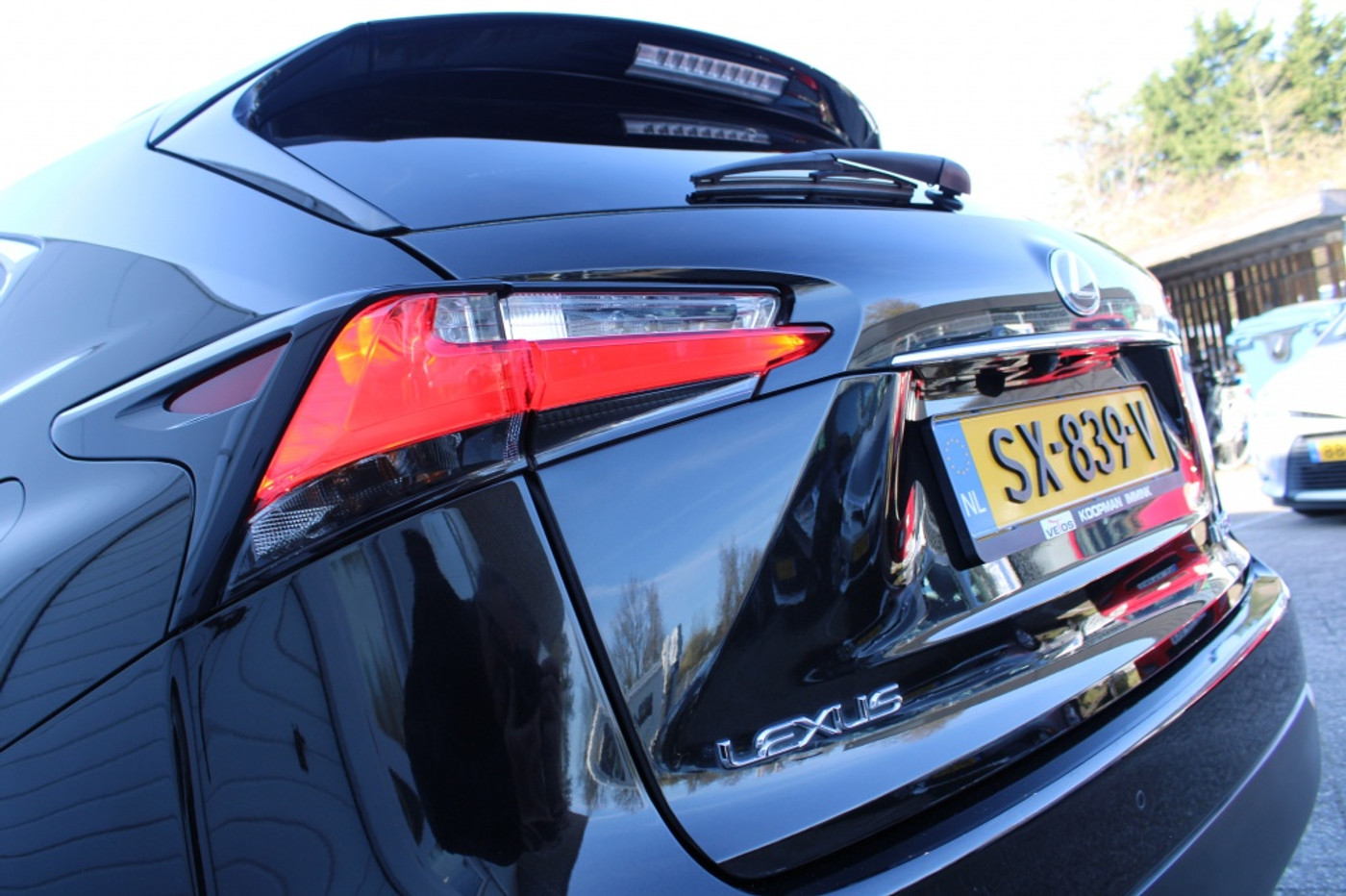 Foto van Lexus NX