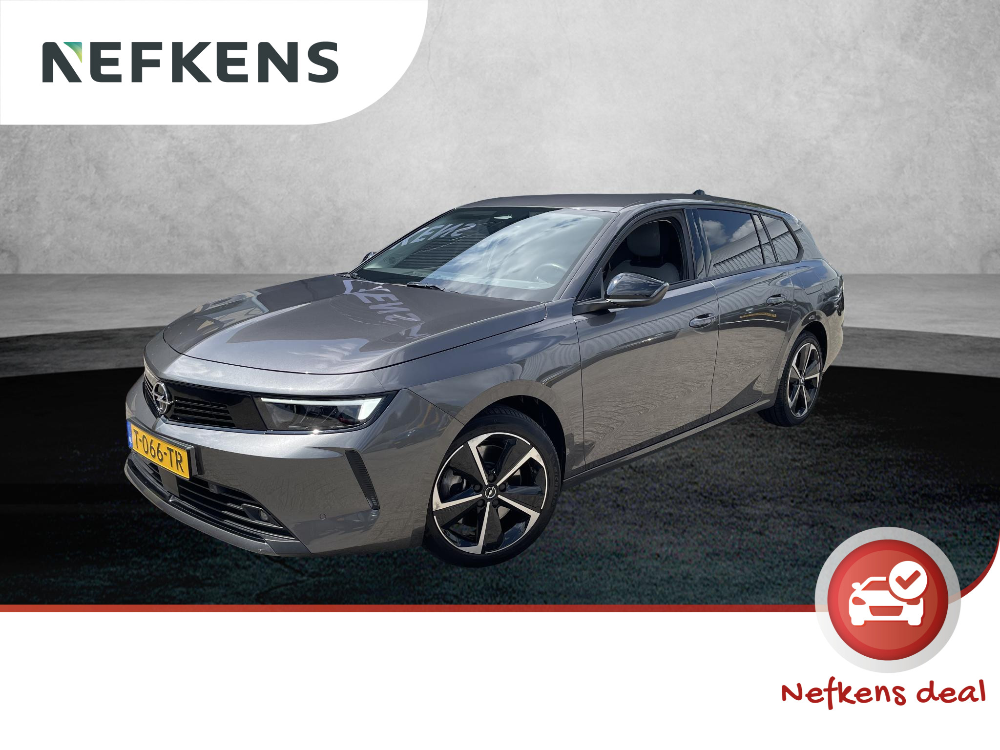 Opel Astra Sports Tourer Business Edition 195 pk Plug-in Hybrid Automaat 2023 - voorkant