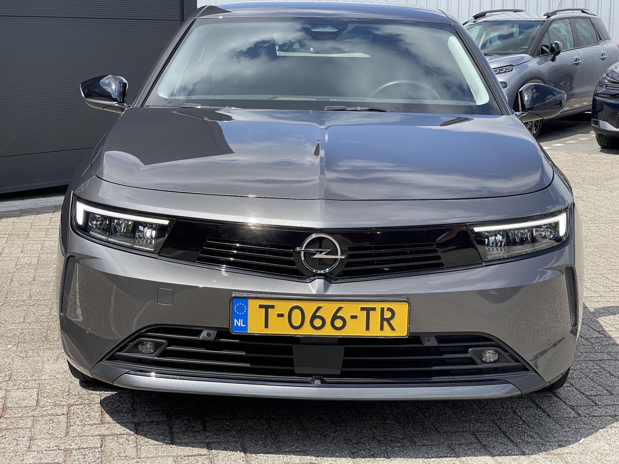 Foto van Opel Astra Sports Tourer