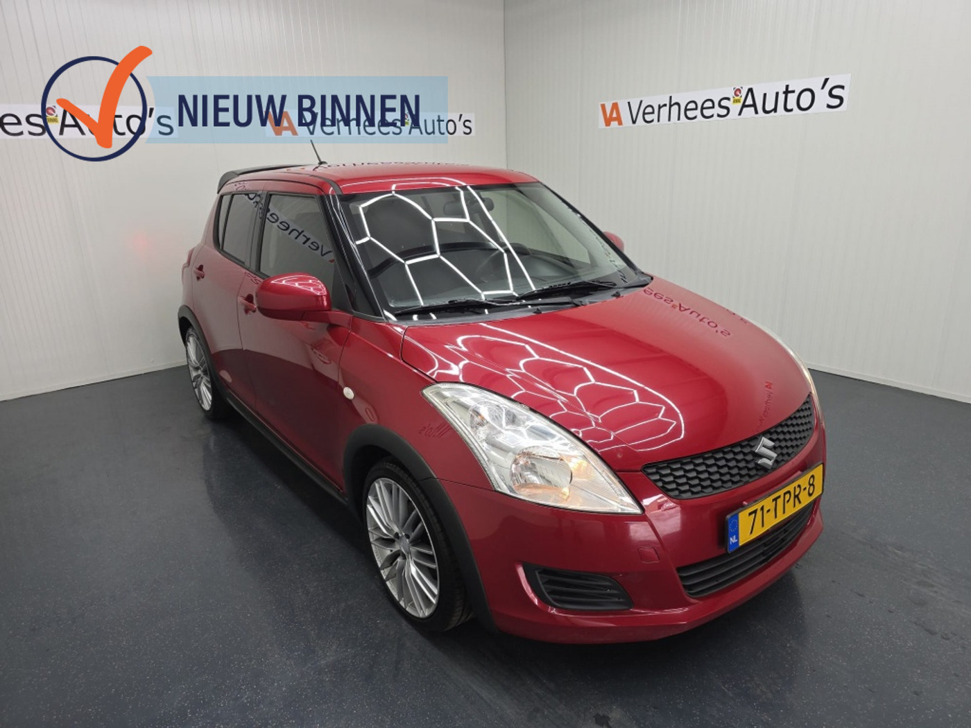 Suzuki Swift 1.2 Comfort EASSS 2012 - voorkant