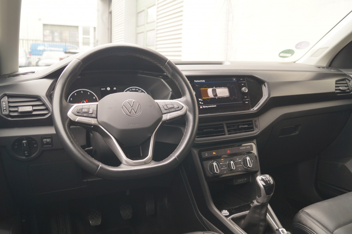 Foto van Volkswagen T-cross