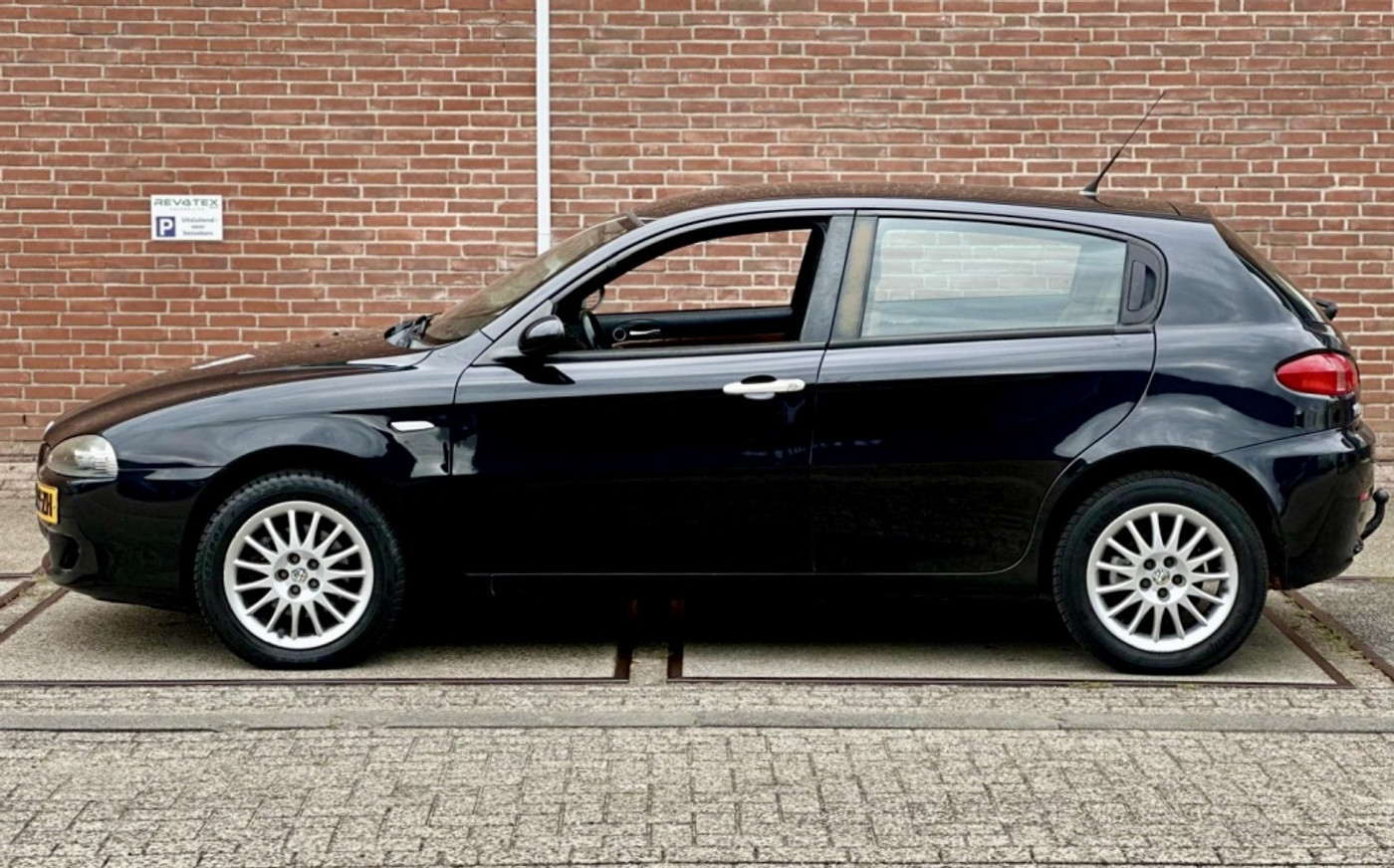 Foto van Alfa Romeo 147