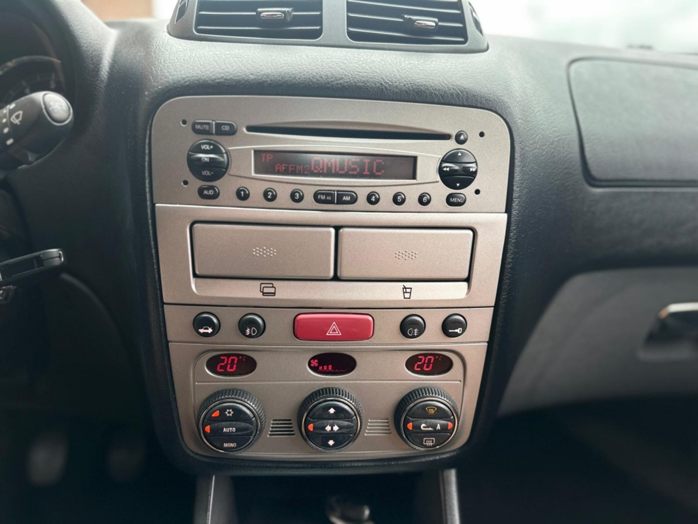 Foto van Alfa Romeo 147