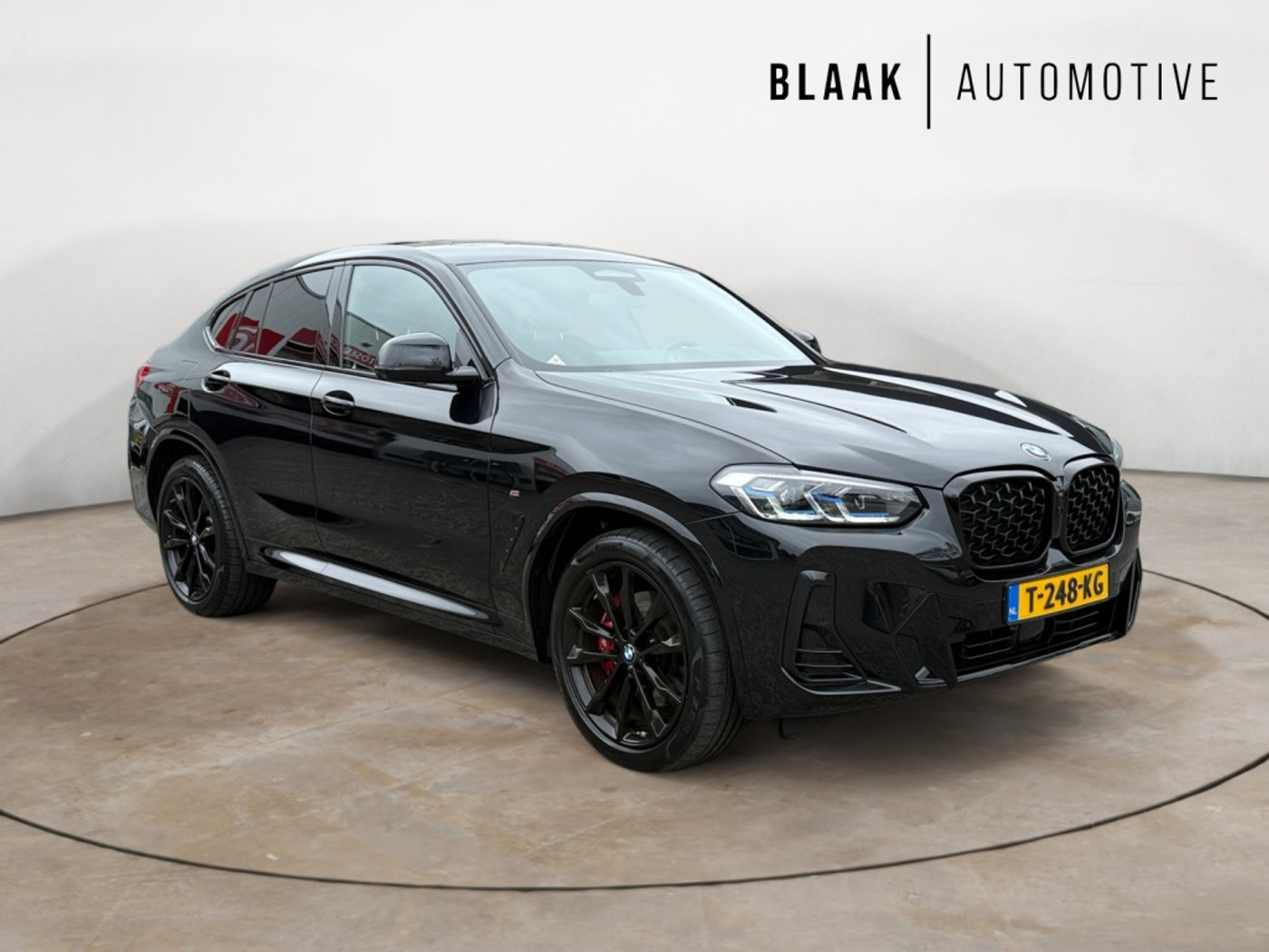 Foto van BMW X4 Xdrive20i