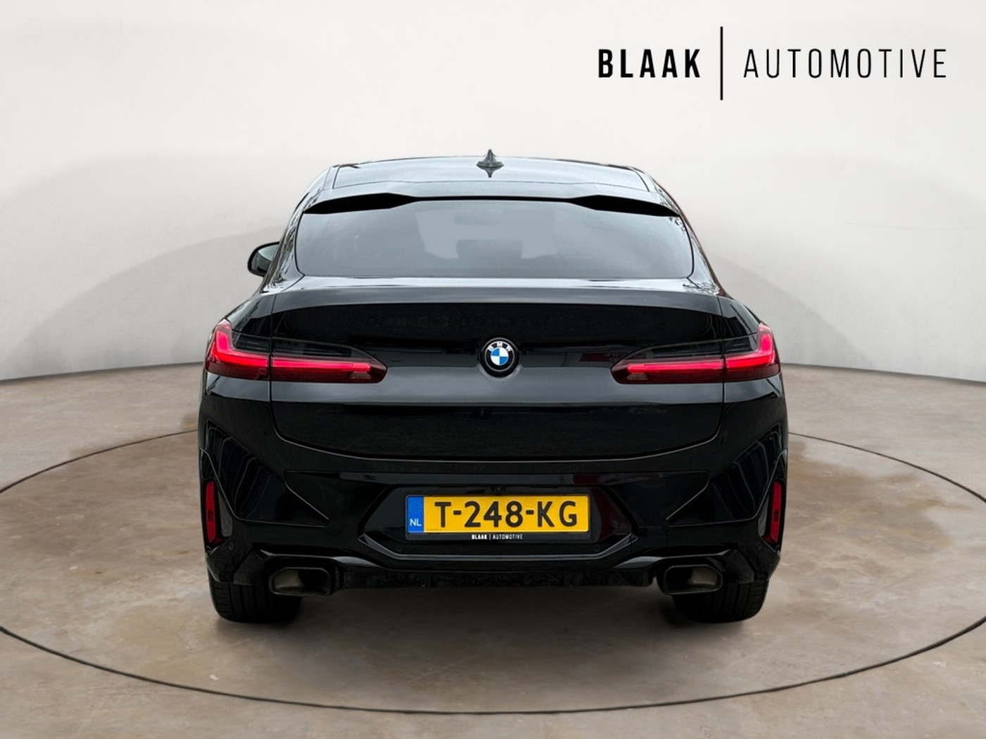 Foto van BMW X4 Xdrive20i