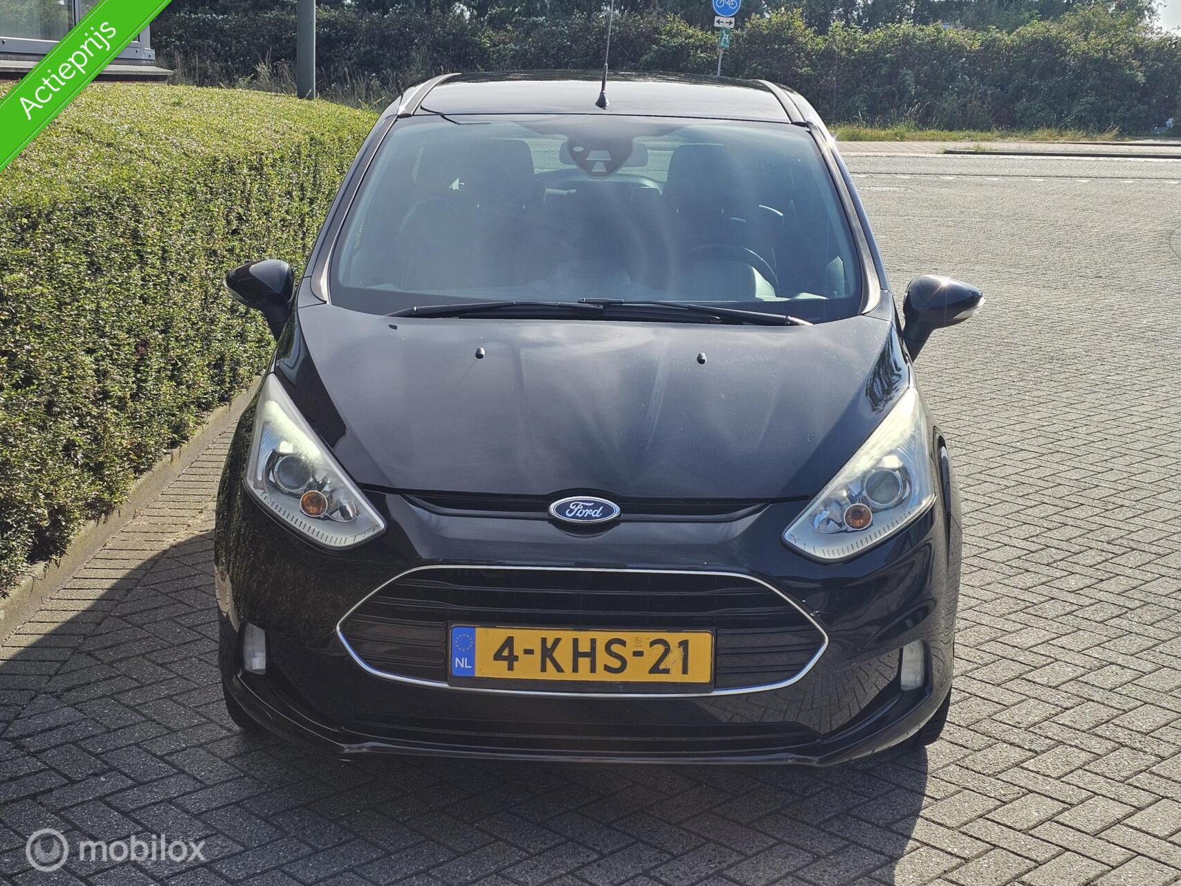 Foto van Ford B-max