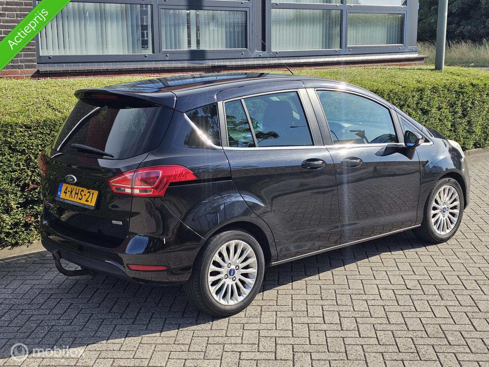 Foto van Ford B-max