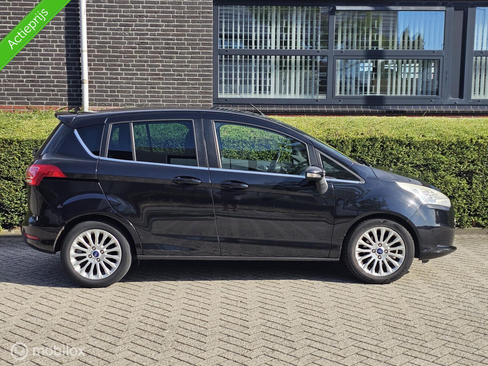 Foto van Ford B-max