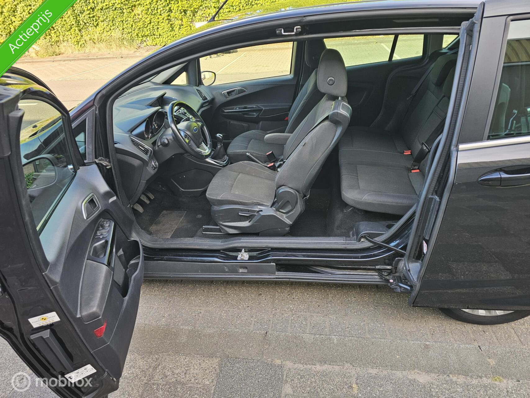 Foto van Ford B-max
