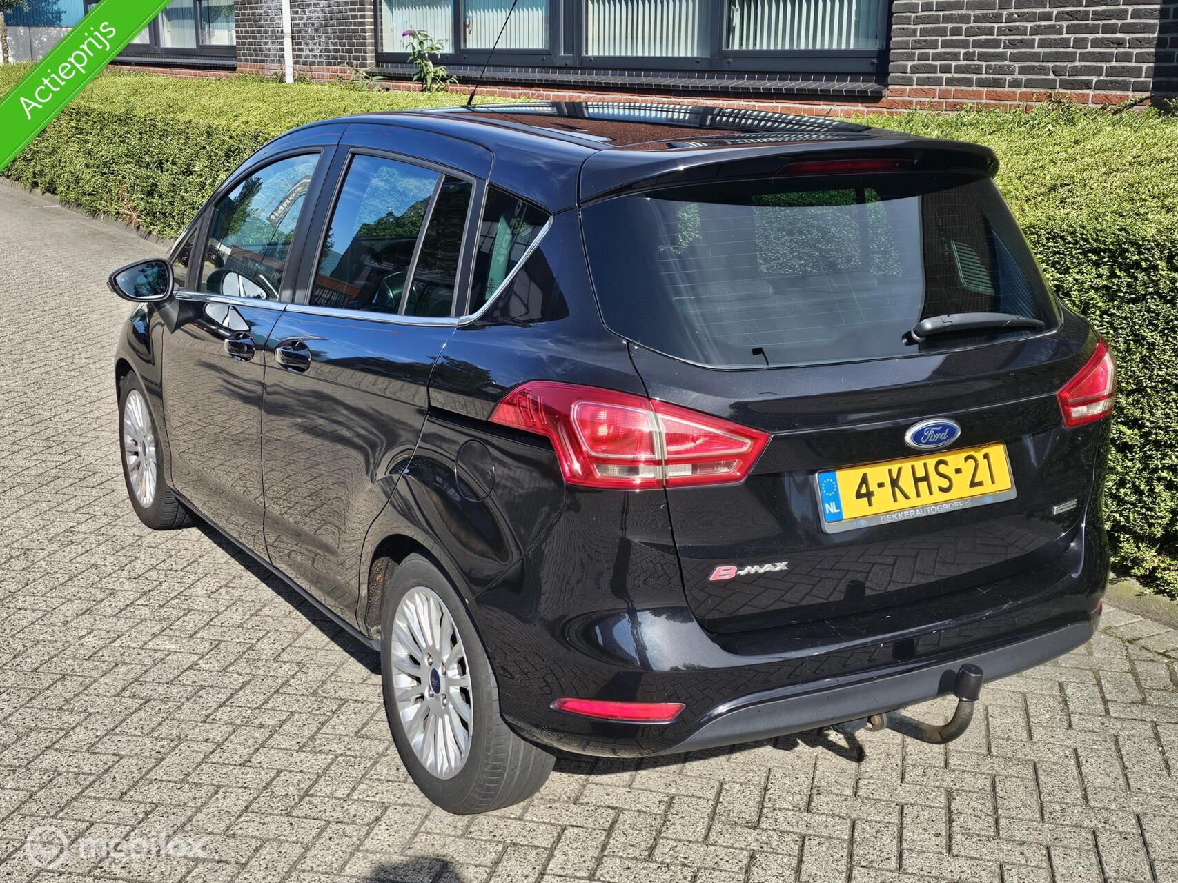Foto van Ford B-max
