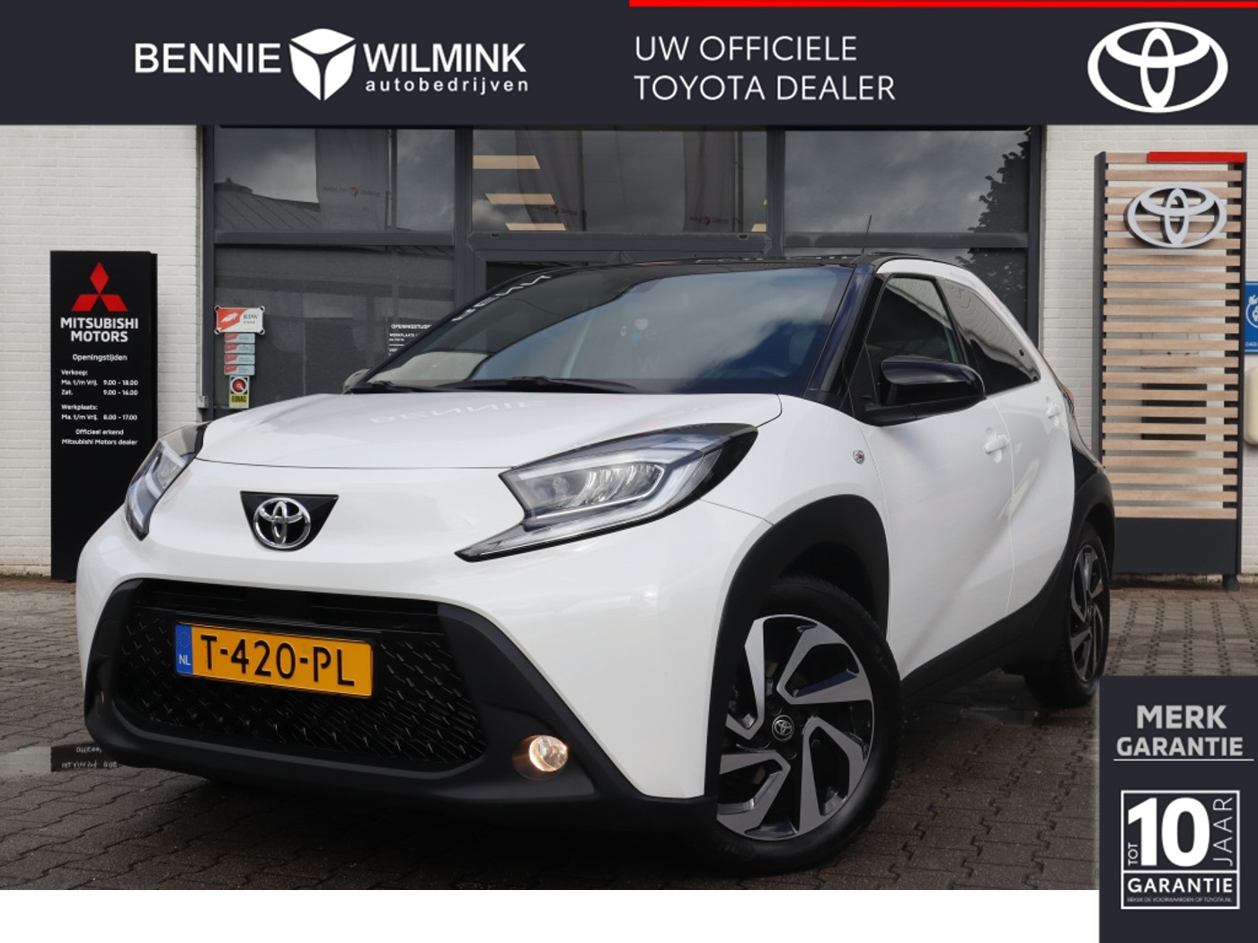 Toyota Toyota Aygo X 1.0 VVT-i S-CVT Pulse Automaat Bi-Tone | AllSeasons | Climate co 2023 - voorkant