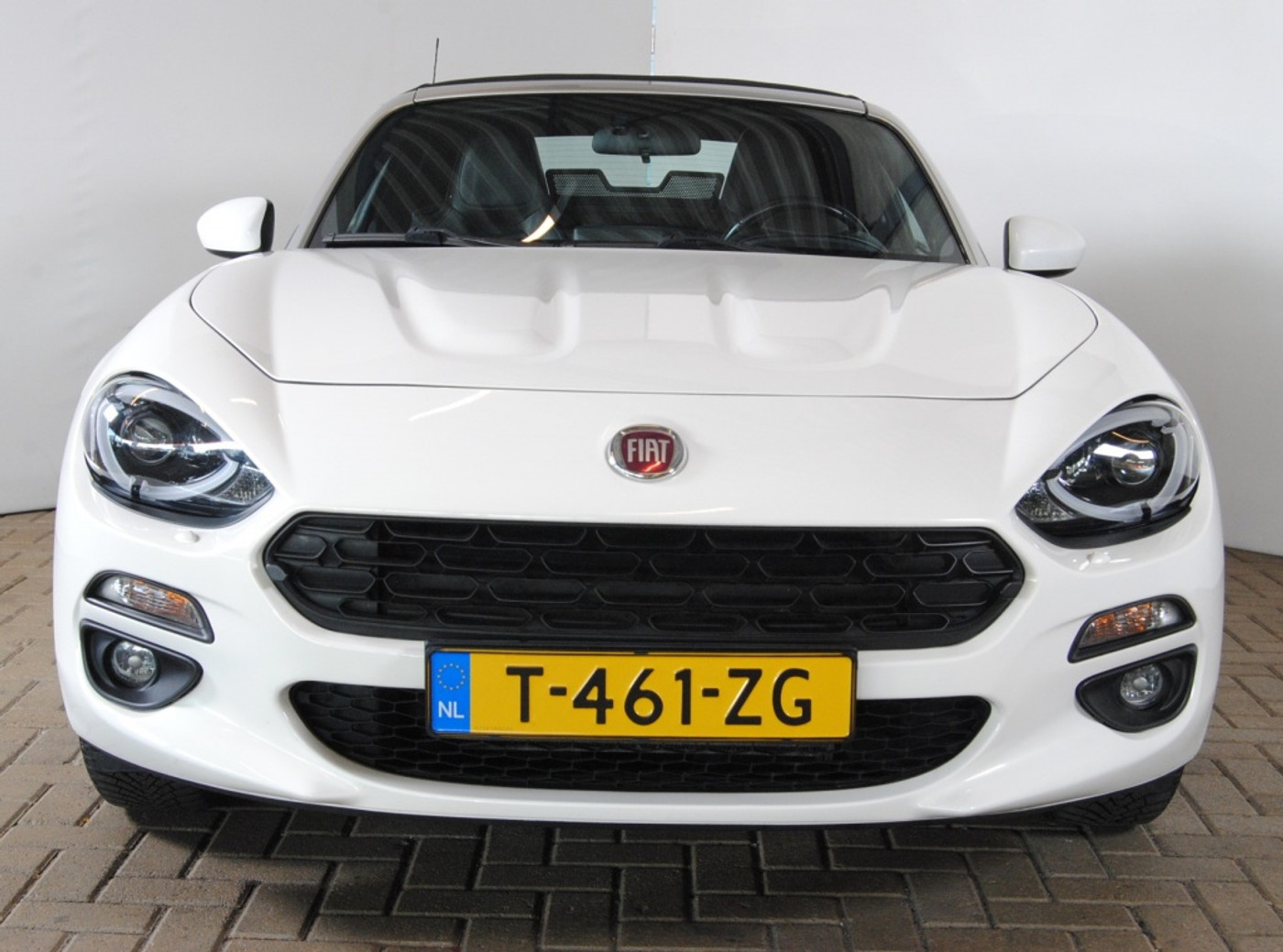Foto van Fiat 124 Spider