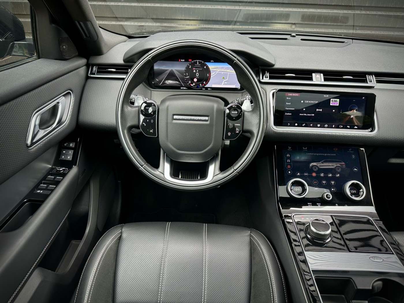 Foto van Land Rover Range Rover Velar