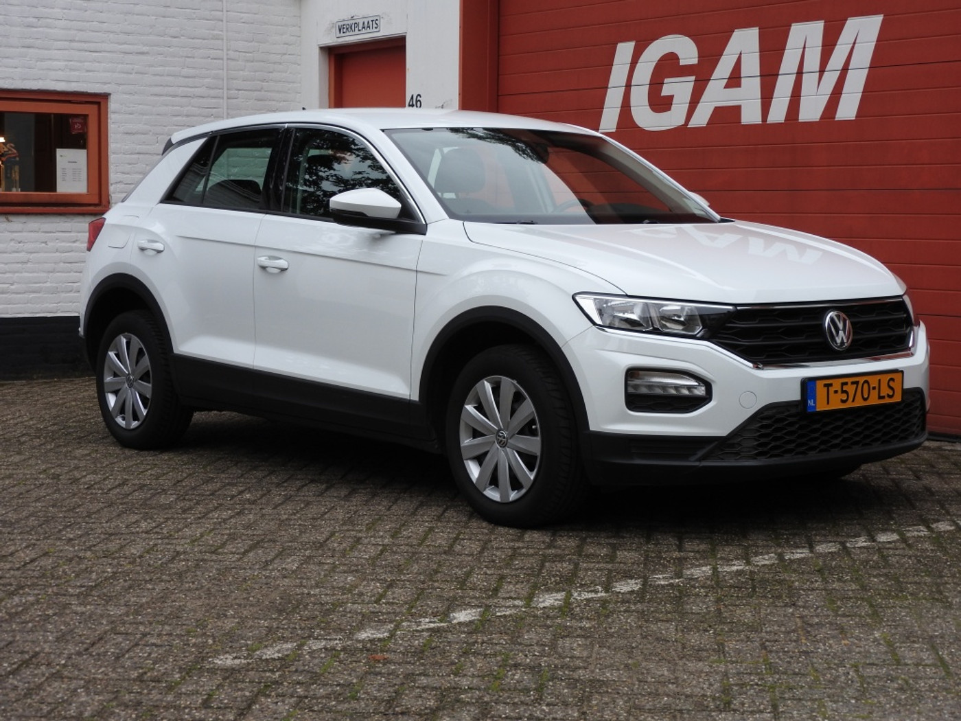 Volkswagen T-roc 1.0 TSI, airco, stoelverw., trekhaak 2018 - voorkant