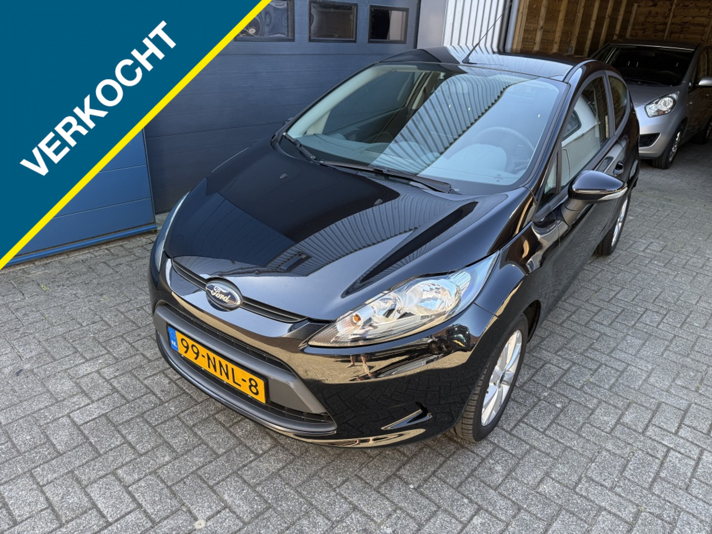 Ford Fiesta 1.4Trend AUTOMAAT Airco LMV PDC UniekOrg61Dkm!! 2010 - voorkant