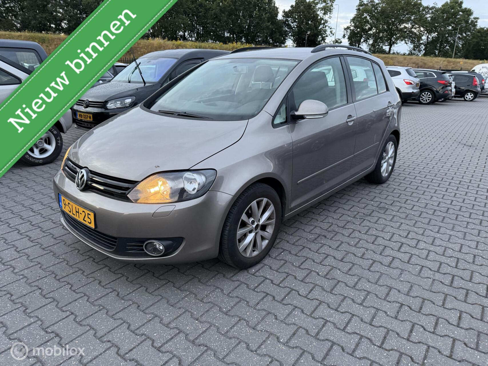 Volkswagen Golf Plus 1.4 Trendline 2009 - voorkant