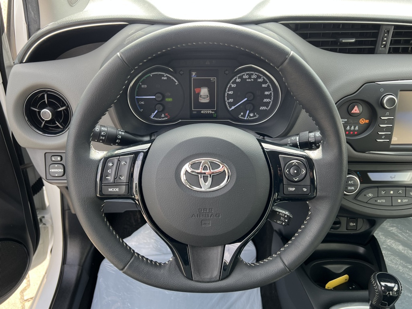 Foto van Toyota Toyota Yaris Hybrid