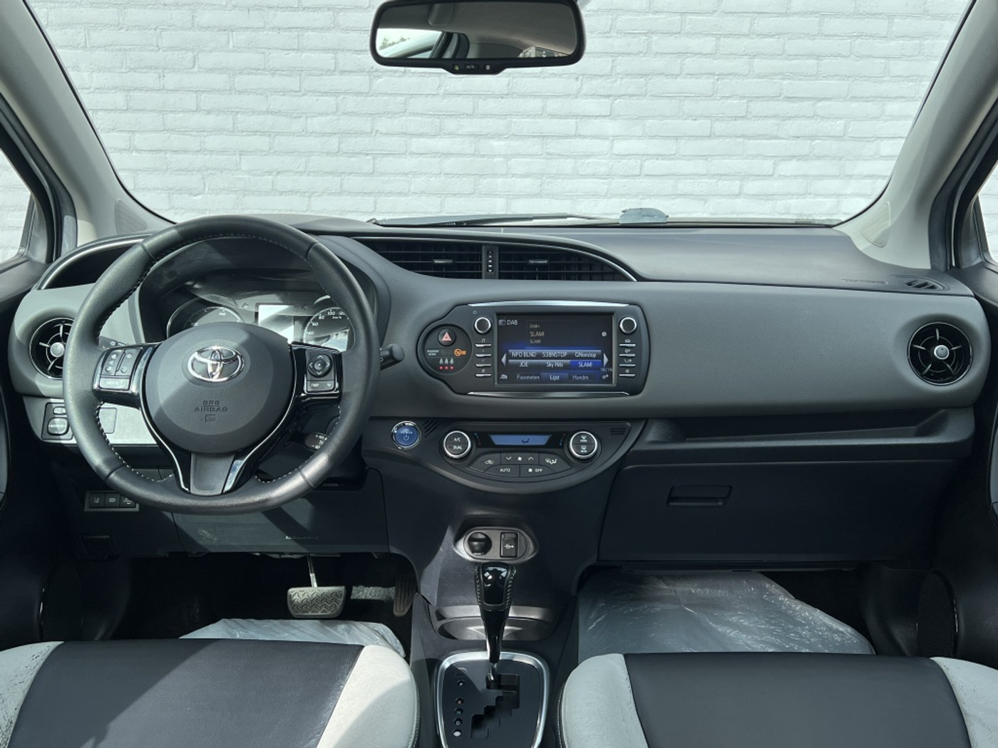 Foto van Toyota Toyota Yaris Hybrid