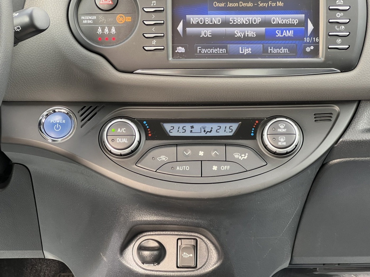 Foto van Toyota Toyota Yaris Hybrid