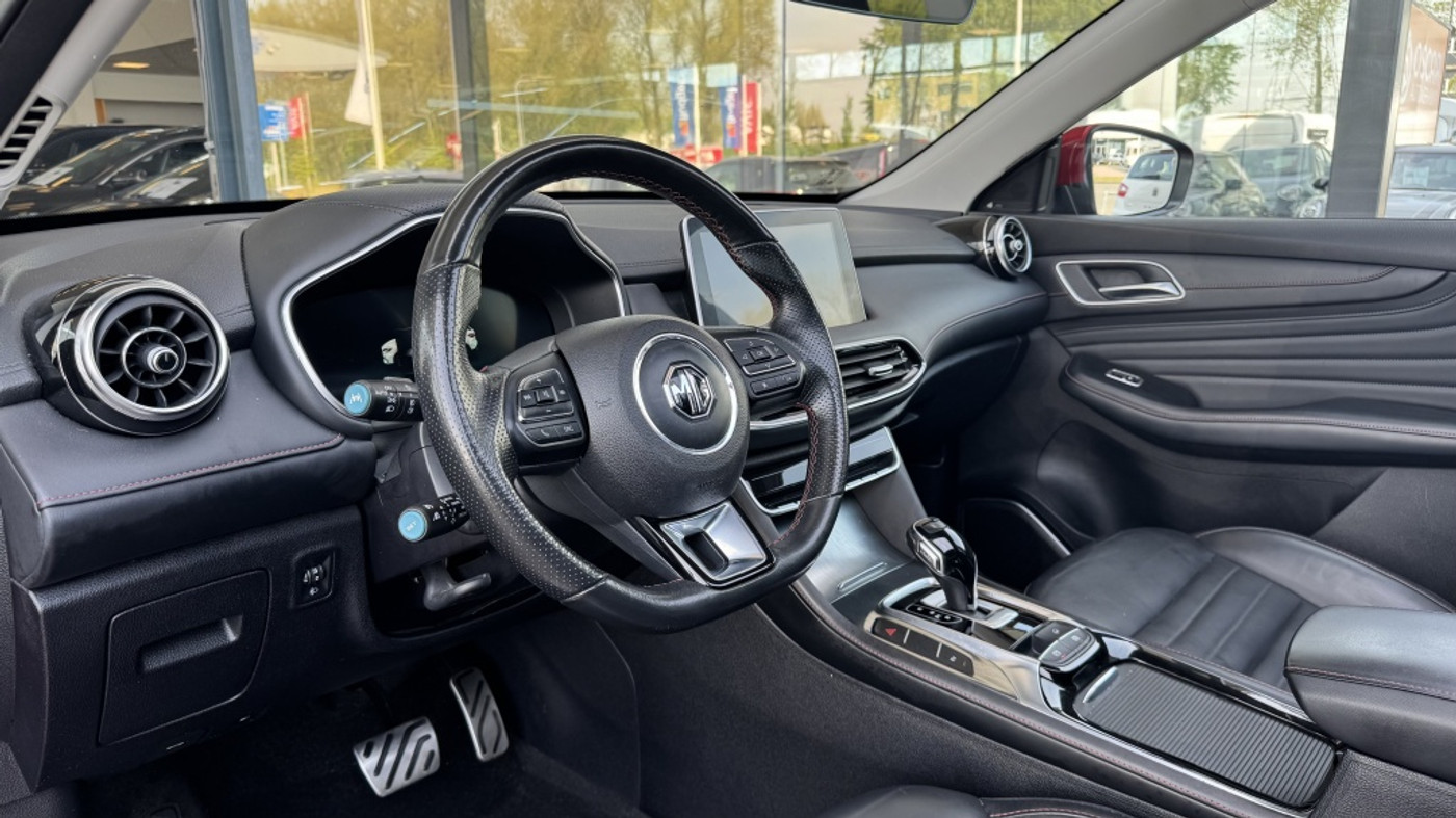 Foto van MG MG Ehs Plug-in Hybrid