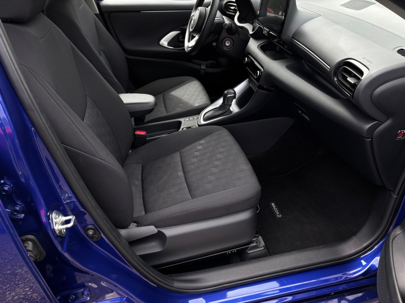 Foto van Mazda 2 Hybrid