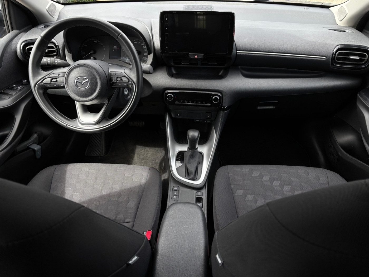 Foto van Mazda 2 Hybrid