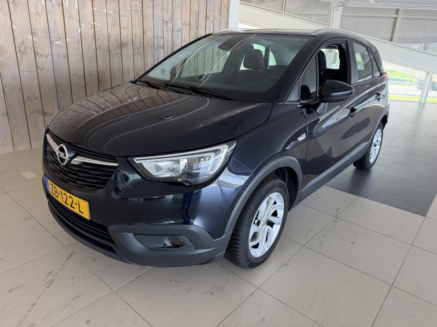 Opel Crossland X 1.2 Turbo Edition 2019 - voorkant