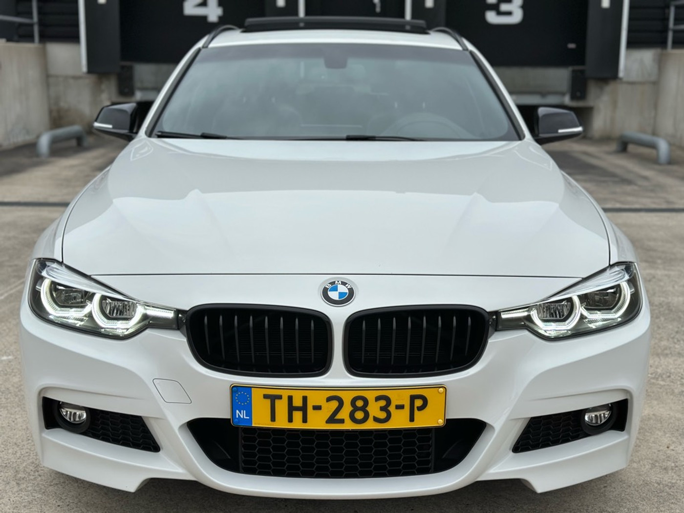 Foto van BMW 320i
