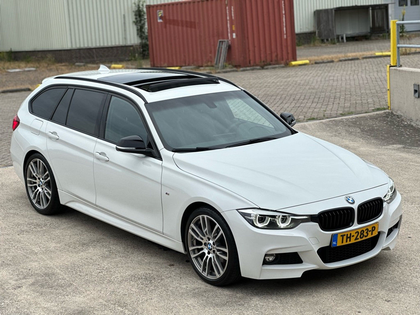 Foto van BMW 320i
