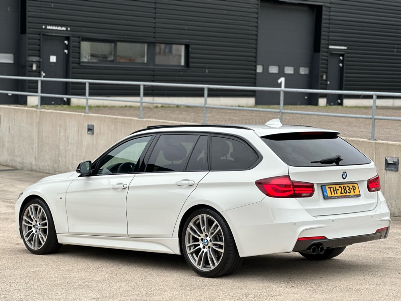Foto van BMW 320i
