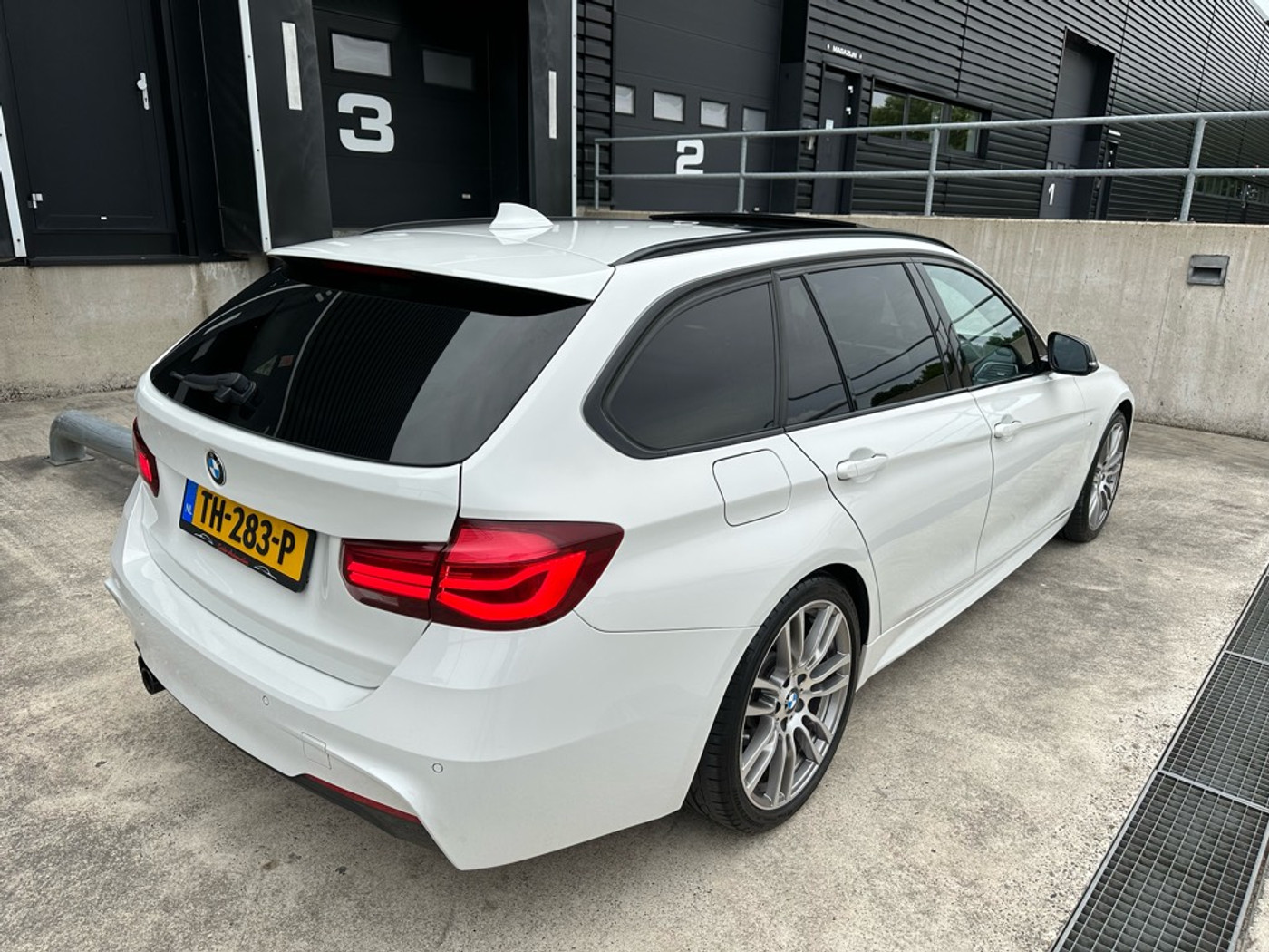 Foto van BMW 320i