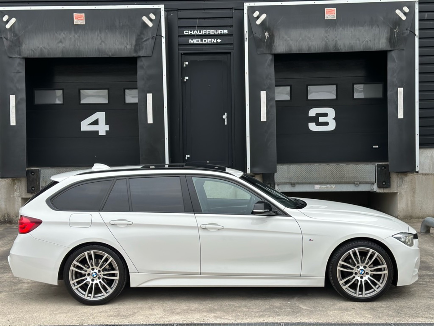 Foto van BMW 320i