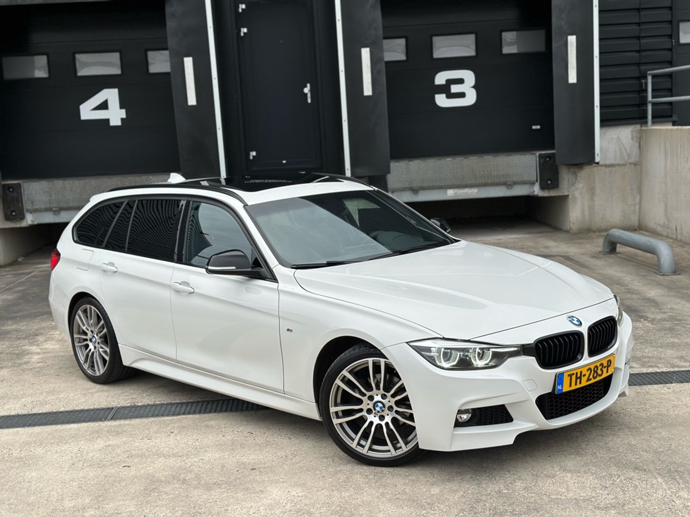 Foto van BMW 320i